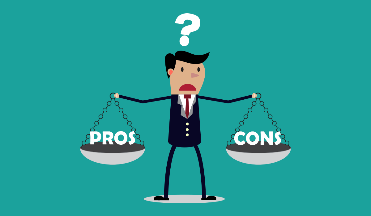 Weighing-the-Pros-and-Cons-of-Cross-Trained-Contact-Center-Agents