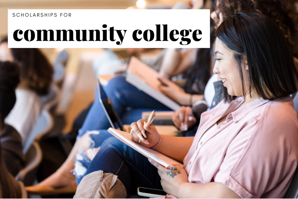 Top Community College Scholarships to Apply for in 2025